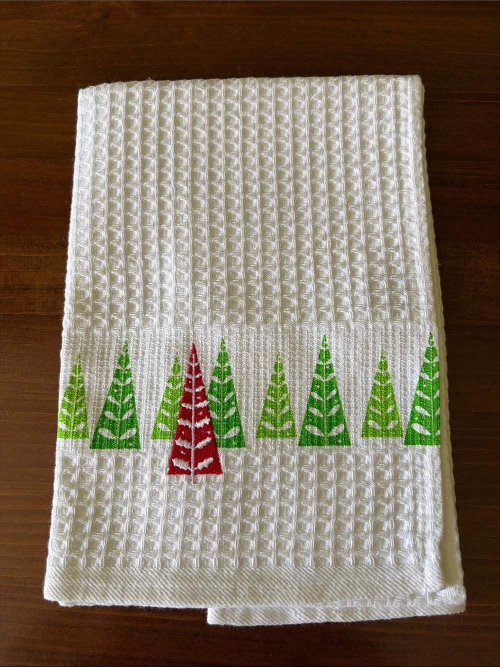 Crate&Barrel White Tannenbaum Dishtowel Set of 2